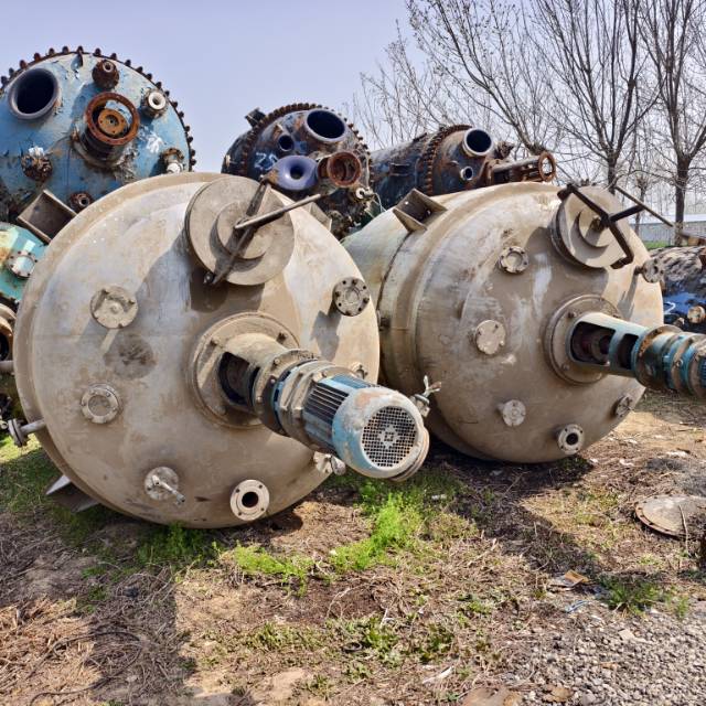 5立方不锈钢外加套反应釜,内胆8个厚