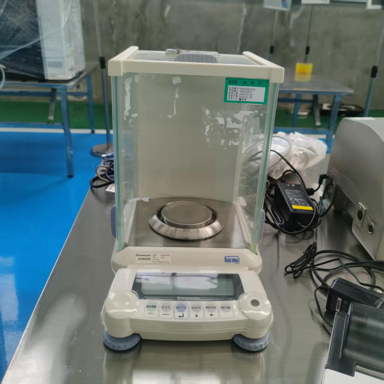 万分之一电子分析天平 化验室试剂粉末精准称量仪器 - 缩略图5