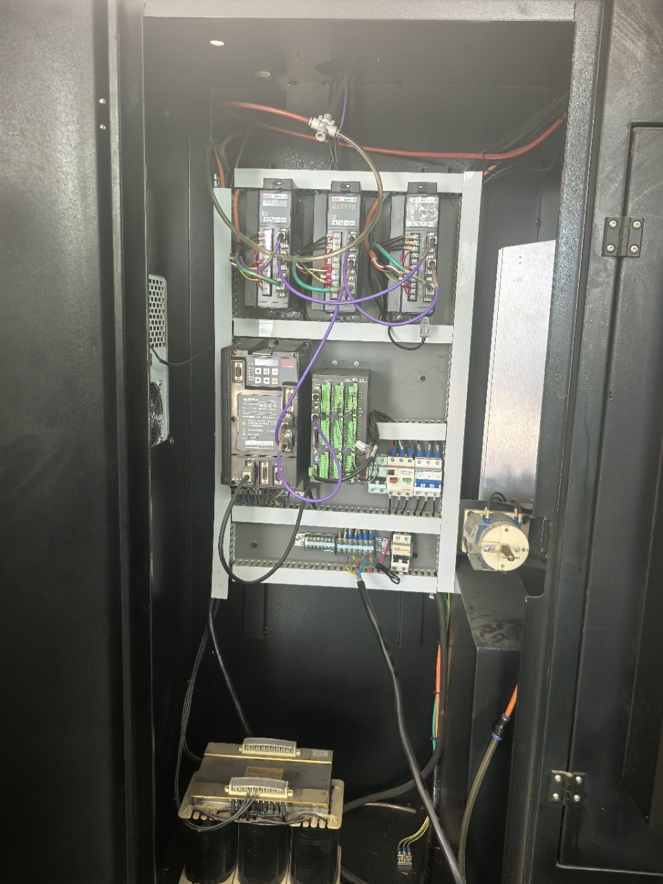 罗威TC600钻攻中心，2019年5月出厂 - 缩略图5