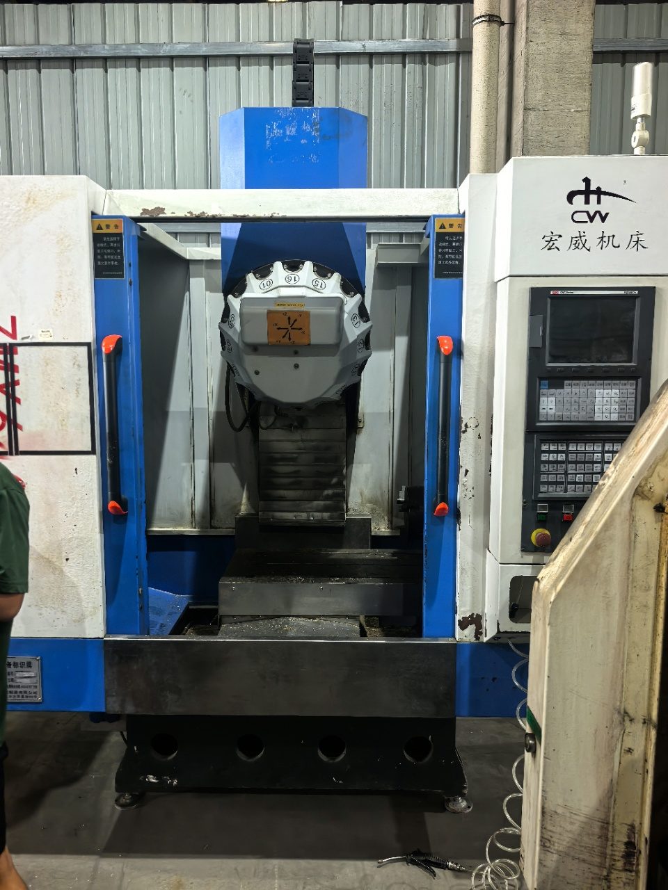 罗威ZMX640B钻攻中心，2021年5月出厂