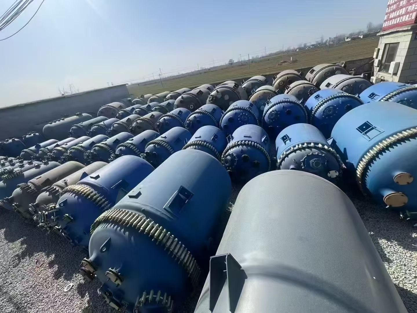 全新 ：500升/1000升/2000升/3000升/5000升/6300升/8000升/10000升 ，搪瓷反应釜，卧式、立式搪瓷储罐 - 缩略图5