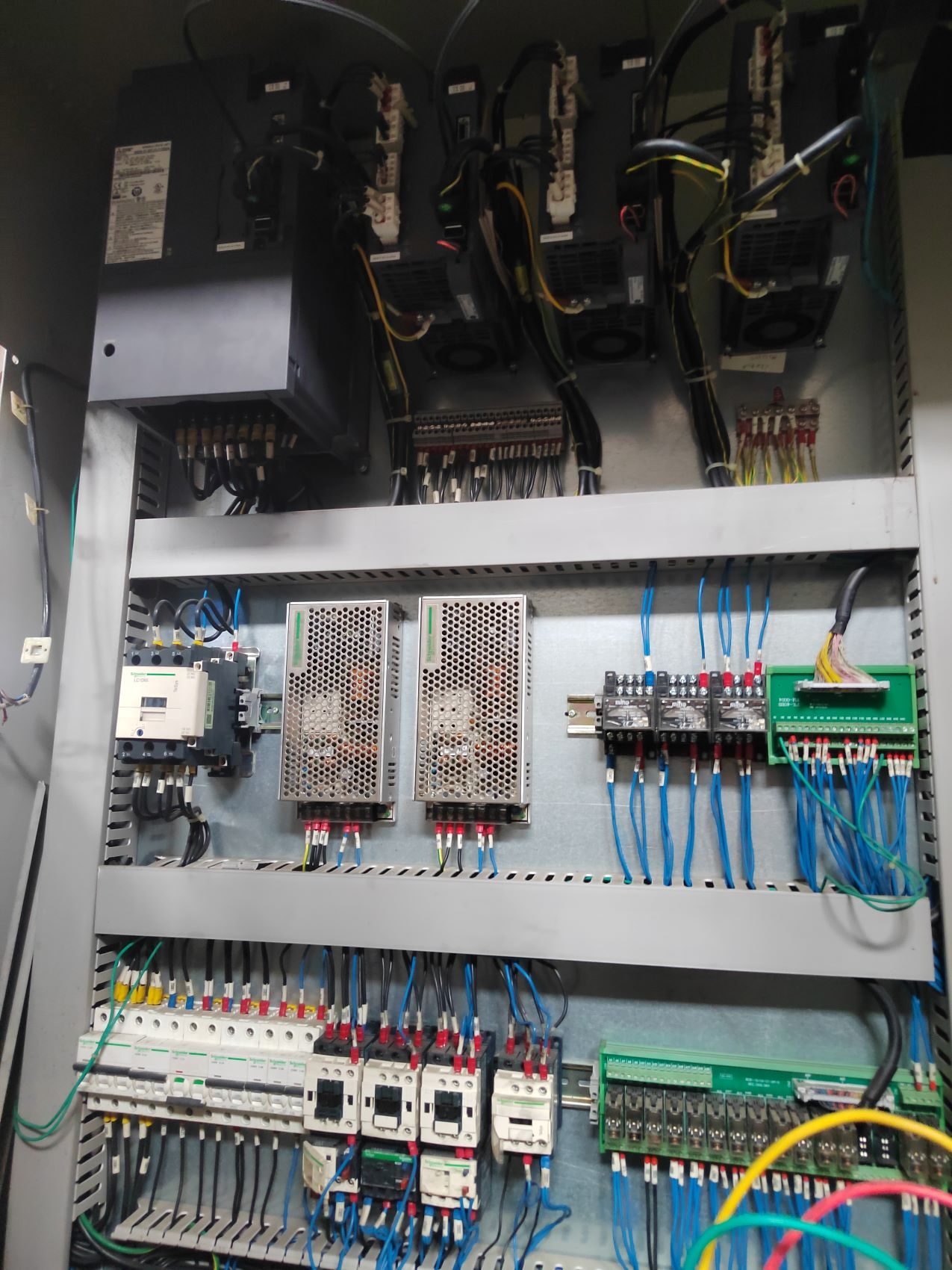 西格码VMC‑1060立式加工中心2016年出厂 - 缩略图6