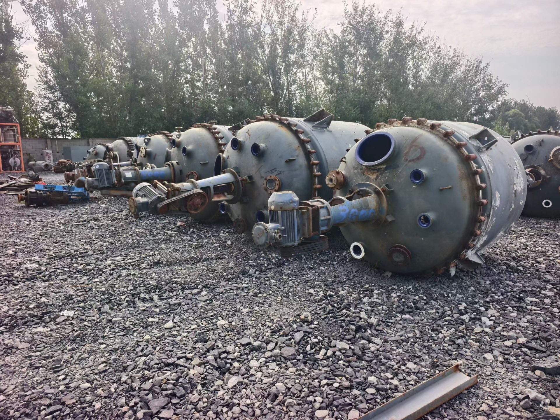 现货二手5000L搪瓷反应釜 搪瓷完好 工业搪瓷搅拌反应罐 - 缩略图5