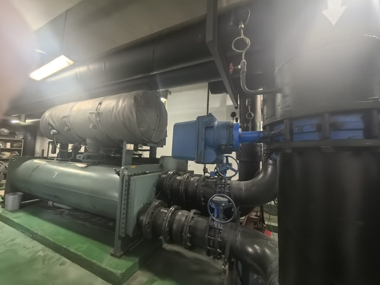 精品约克千年离心机｜1951kw 整机完好到手即用 - 缩略图2