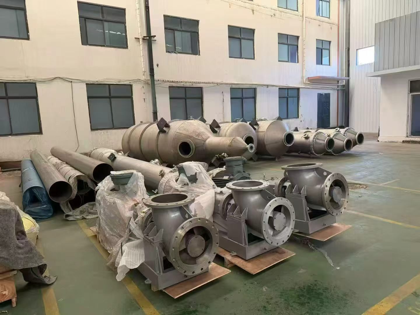 二手钛材三效强制循环蒸发结晶器 120㎡每效 TA2钛材 含盐废水浓缩结晶设备 - 缩略图3